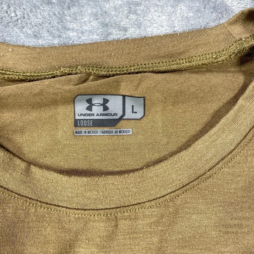 Under Armour Shirt Mens Large Beige Tactical Military Tan Loose Fit Workout‎ Gym